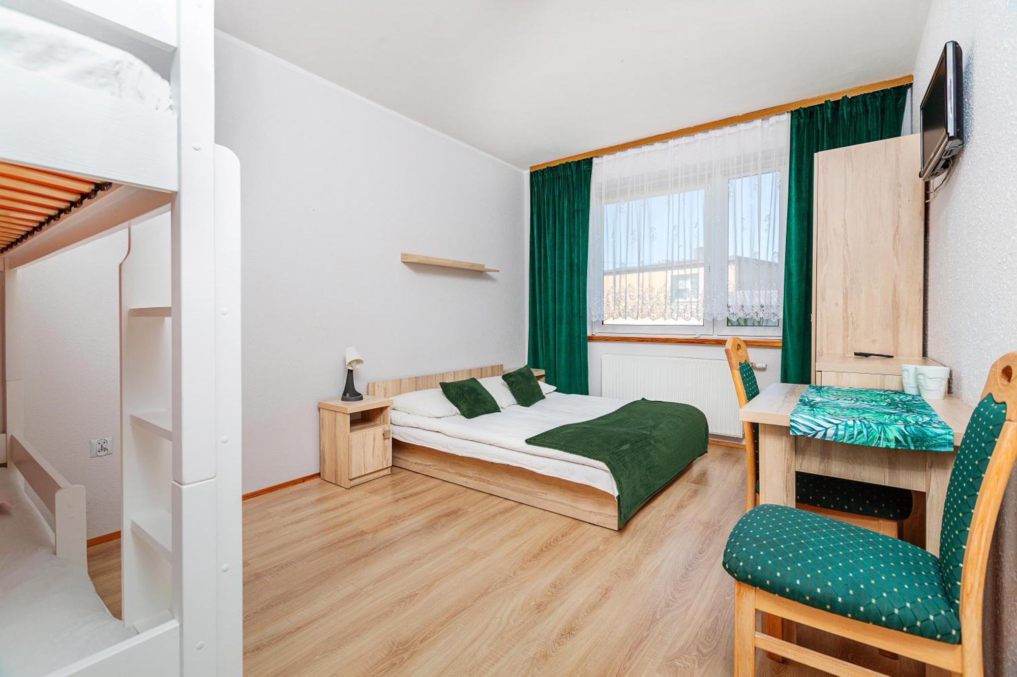 Dom Wczasowy Rudnik Z Basenem, Sauna I Bania Chłapowo Buitenkant foto