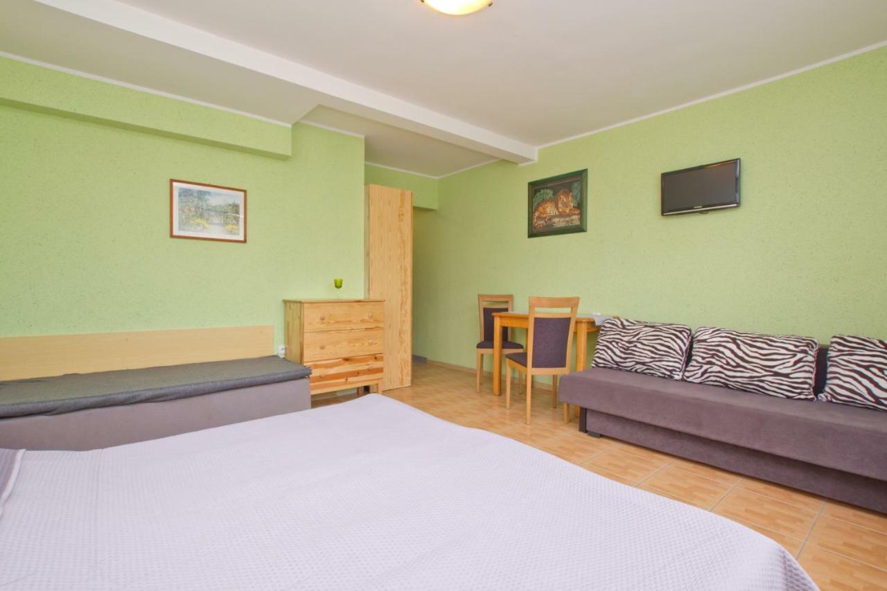 Dom Wczasowy Rudnik Z Basenem, Sauna I Bania Chłapowo Buitenkant foto